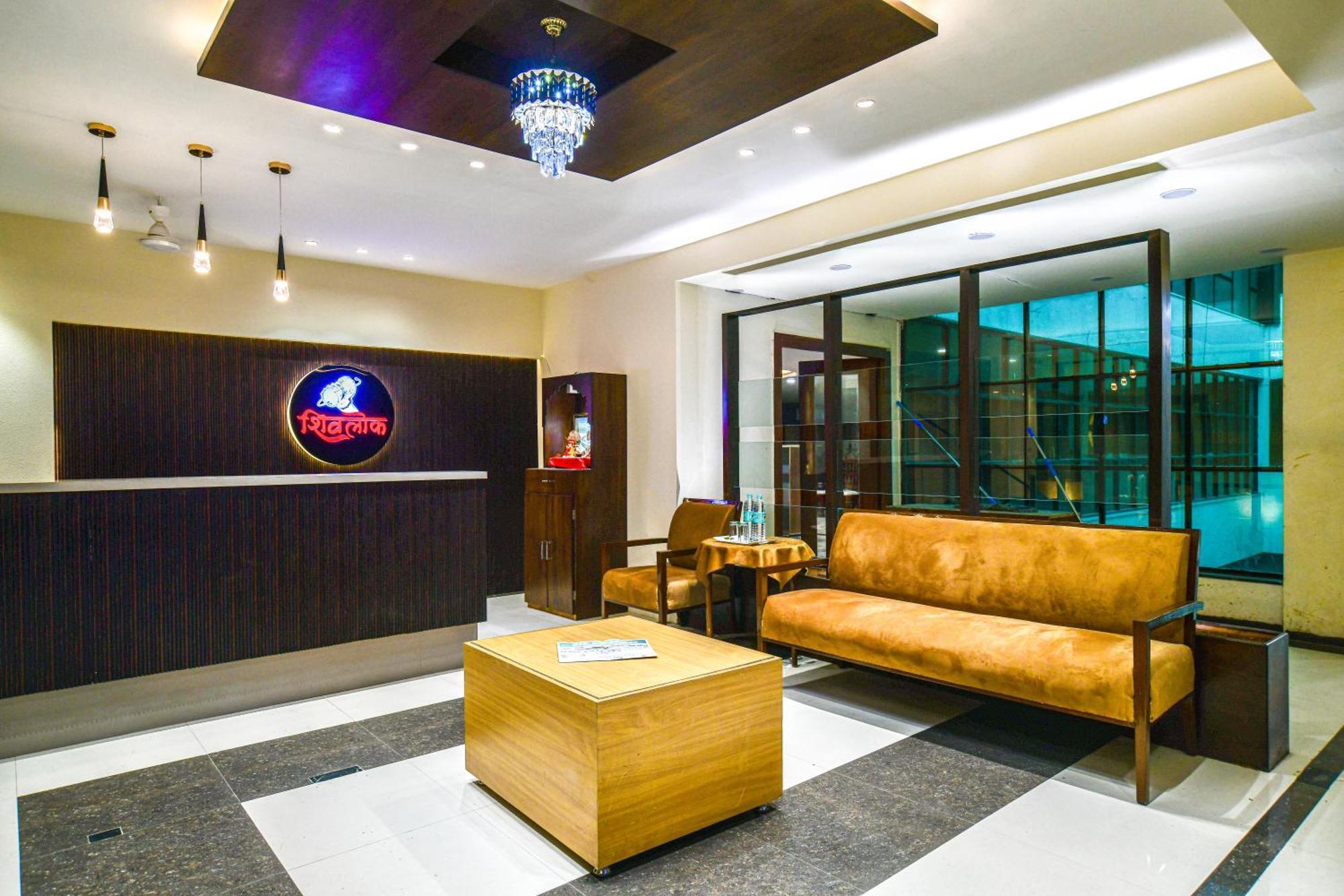 אויאיין Hotel Shivlok מראה חיצוני תמונה